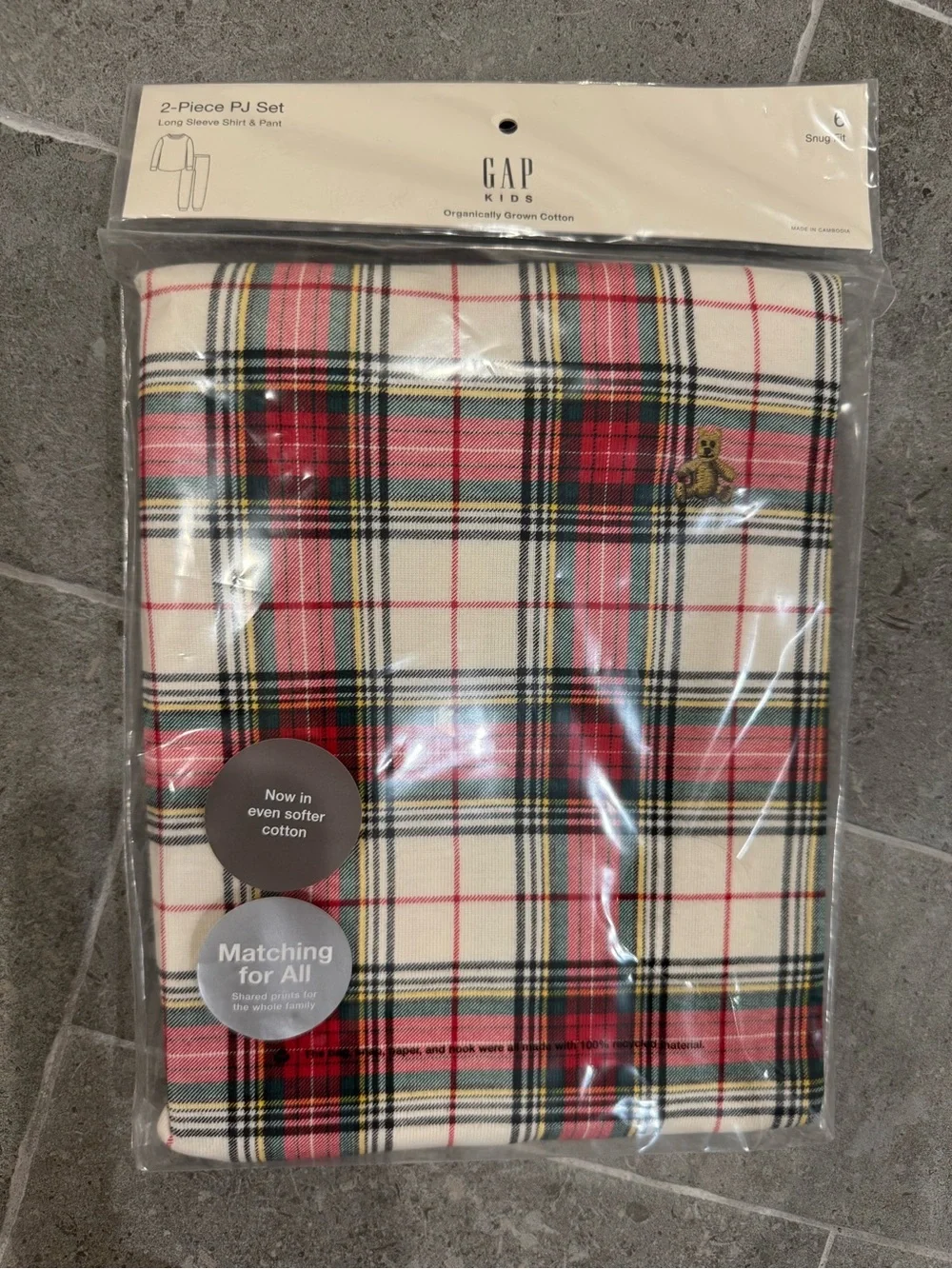 GAP Kids Red Cream Plaid 2-Piece Pajama Set